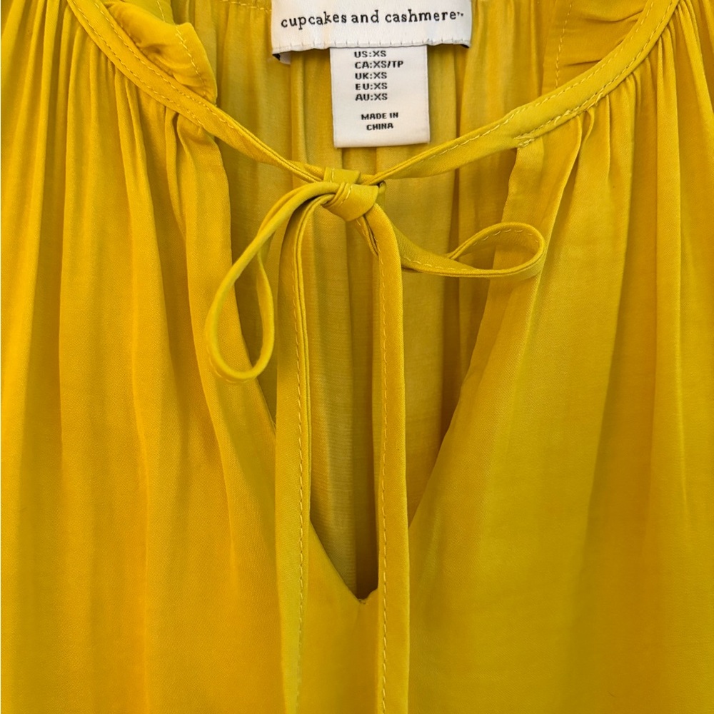 Cupcakes & Cashmere Yellow Top XS